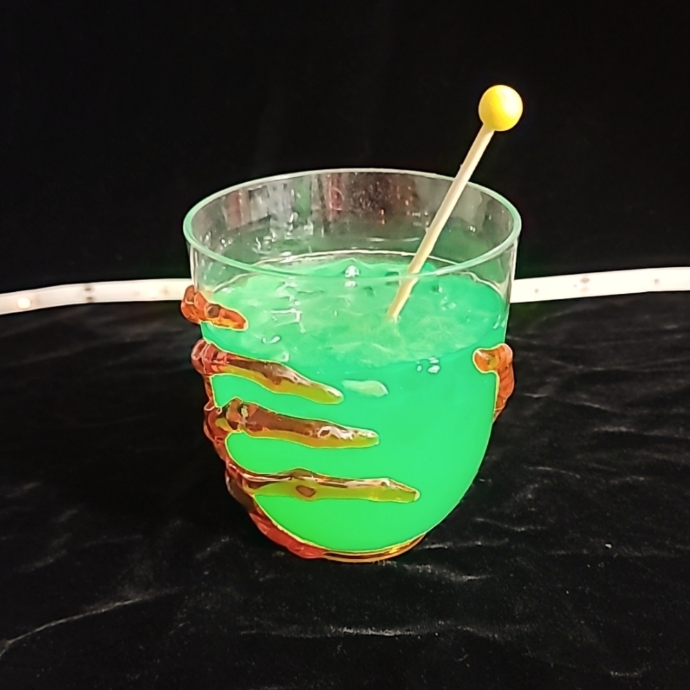 Faux Halloween Stemless Wine Glass with Resin Drink / Glow in the Dark‎ Drink